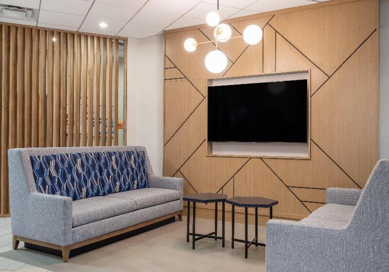 호텔 Holiday Inn Express & Suites Greensboro I 40 Atwendover, An Ihg