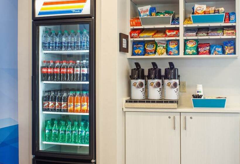 فندق Holiday Inn Express Nags Head Oceanfront, An Ihg