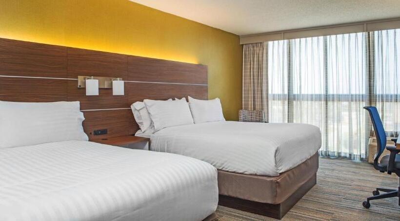 فندق Holiday Inn Express Nags Head Oceanfront, An Ihg