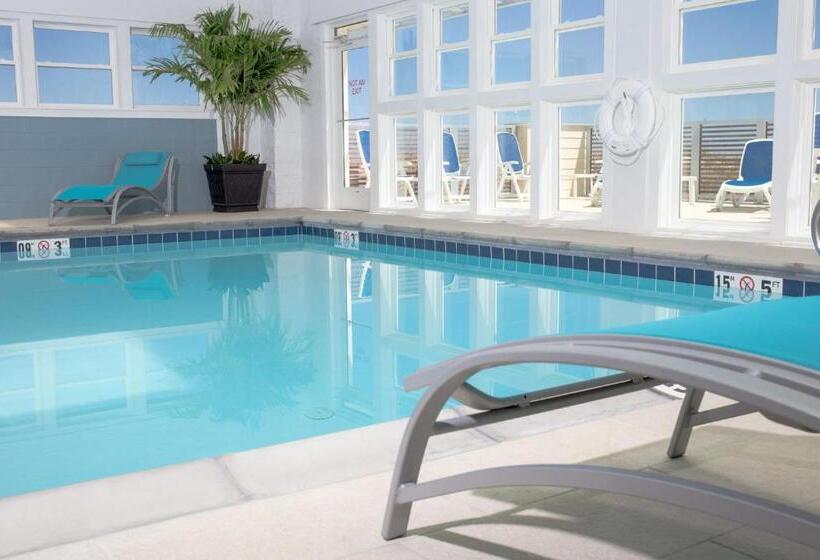 فندق Holiday Inn Express Nags Head Oceanfront, An Ihg