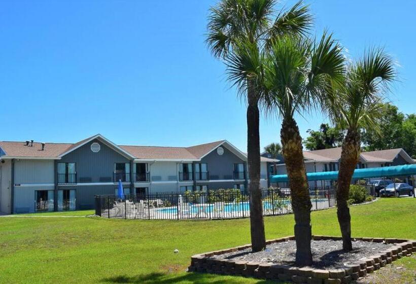 酒店 Howard Johnson By Wyndham Beaufort/parris Island