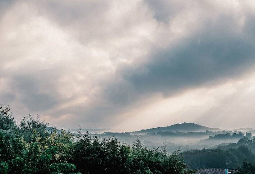 בית מלון כפרי Hôtel Laminak, The Originals Relais