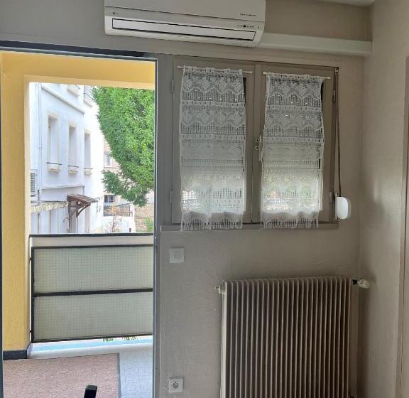 ホテル Hôtel Le Thurot