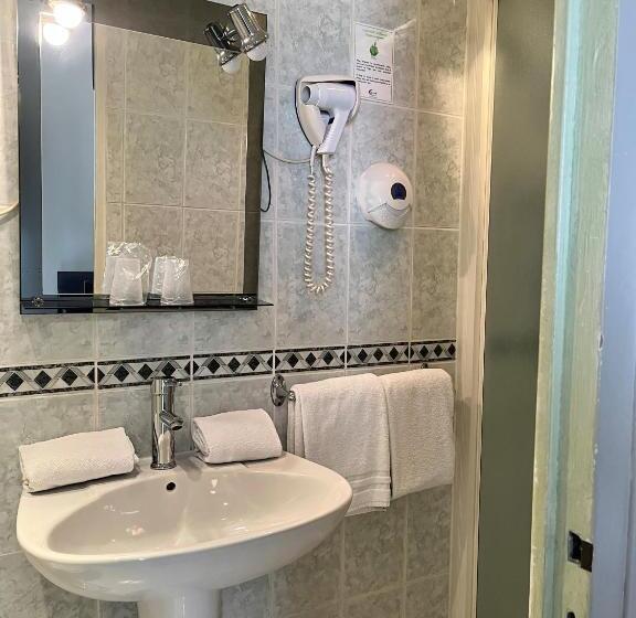 ホテル Hôtel Le Thurot