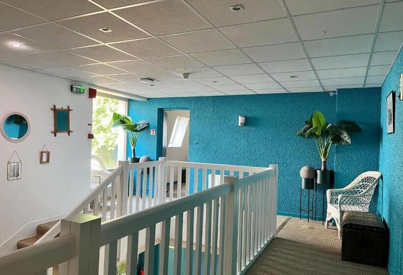 ホテル Hôtel Le Thurot