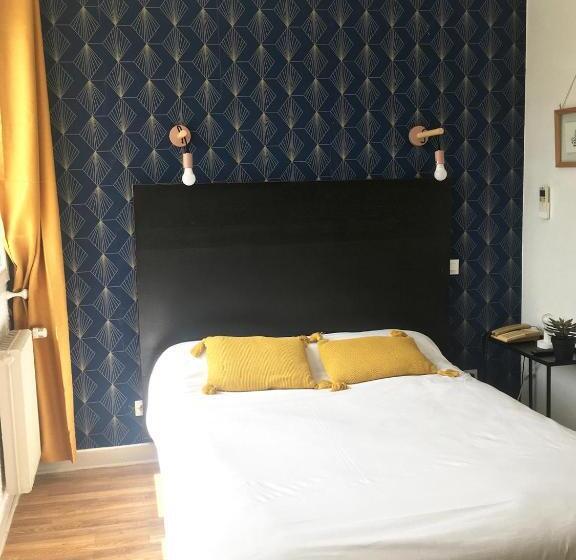 ホテル Hôtel Le Thurot