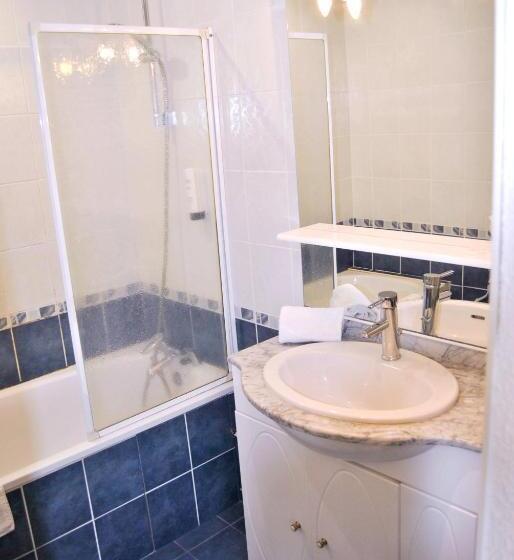 ホテル Hôtel Le Thurot