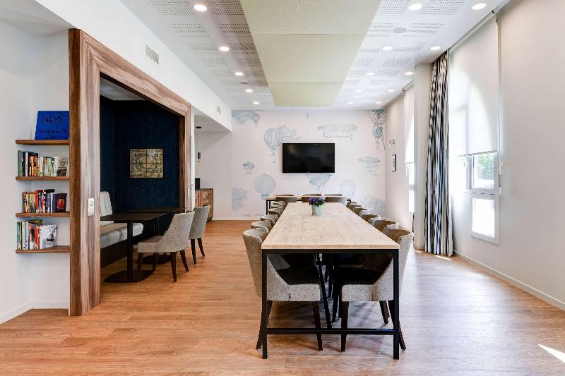 هتل Hôtel Littéraire Jules Verne, BW Signature Collection