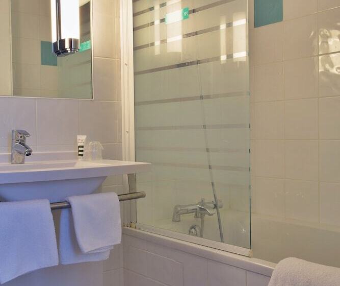 בית מלון כפרי Mercure Hexagone Luxeuil