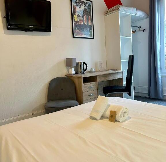 فندق Hôtel & Restaurant Le Patio Vichy