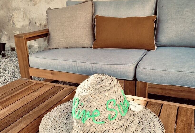 ホテル Hôtel Rive Sud