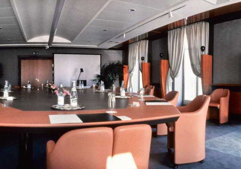 ホテル Imperial Palace