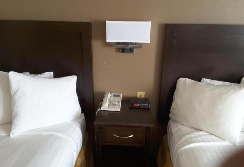 هتل Inn At The Canyons