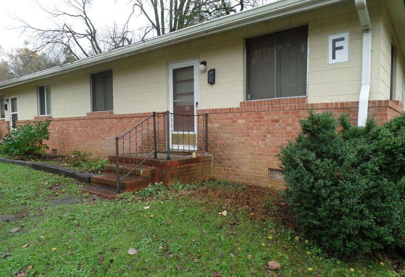 فندق InnTown Chapel Hill