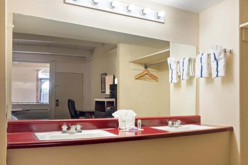 酒店 Knights Inn Fayetteville Fort Bragg