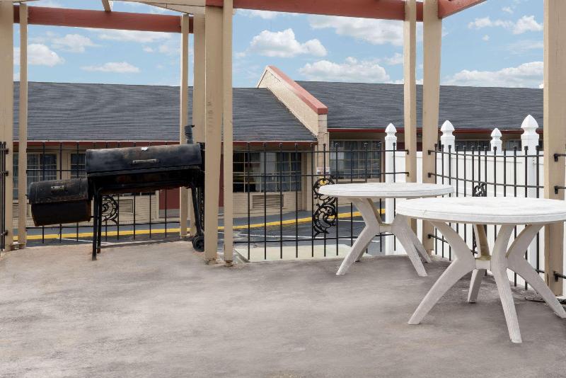 酒店 Knights Inn Fayetteville Fort Bragg