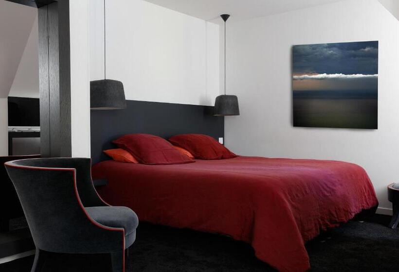 هتل La Chaumière