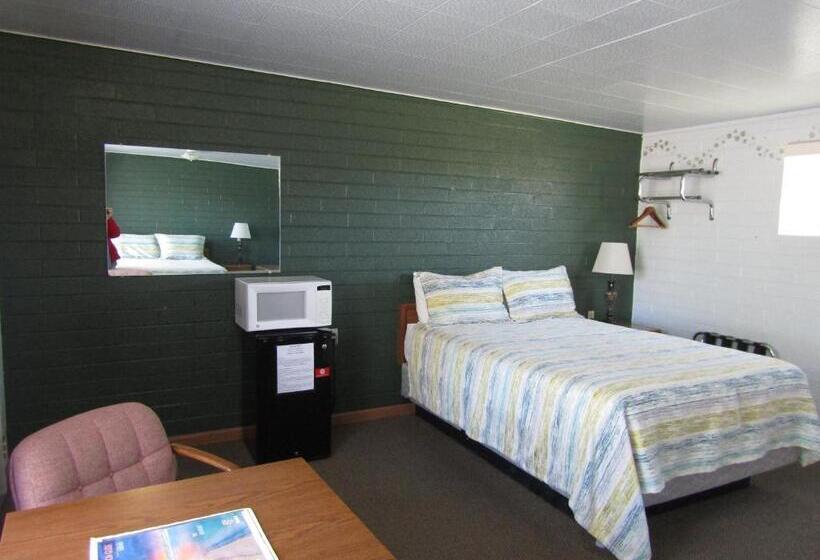 בית מלון כפרי Lamplighter Lodge