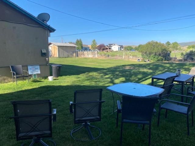 בית מלון כפרי Lamplighter Lodge