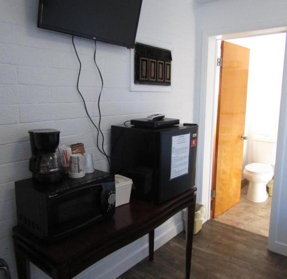 בית מלון כפרי Lamplighter Lodge