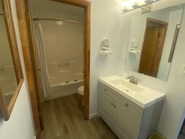 בית מלון כפרי Lamplighter Lodge