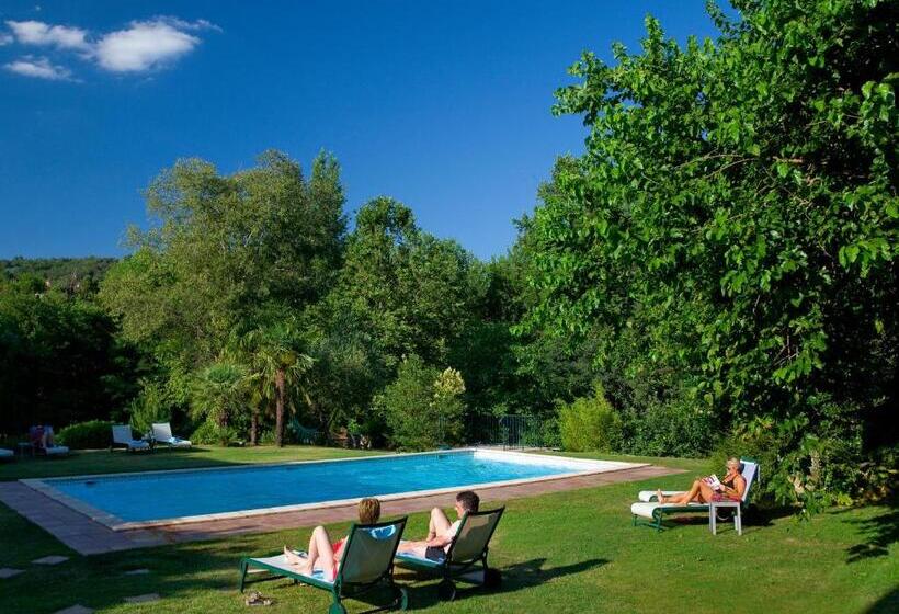 Отель Le Mas Trilles