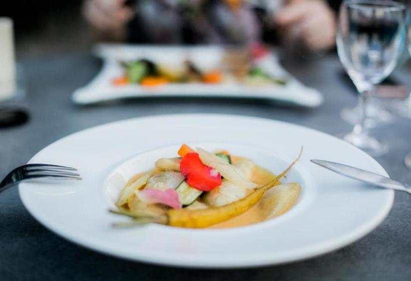 فندق L'Enclos des Lauriers Roses