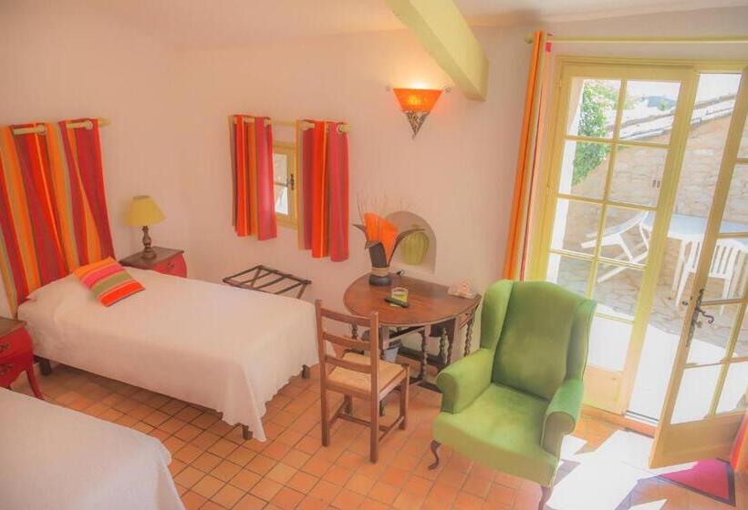 فندق L'Enclos des Lauriers Roses