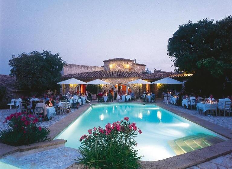 فندق L'Enclos des Lauriers Roses