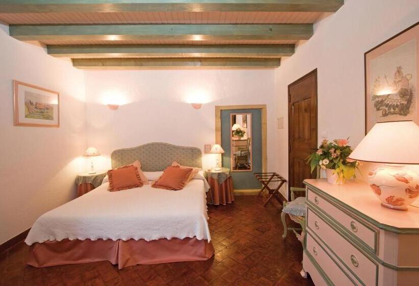 فندق L'Enclos des Lauriers Roses