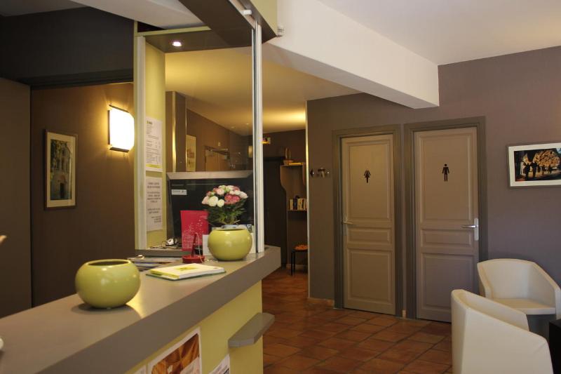Отель Logis Hôtel Le Mas De Jossyl