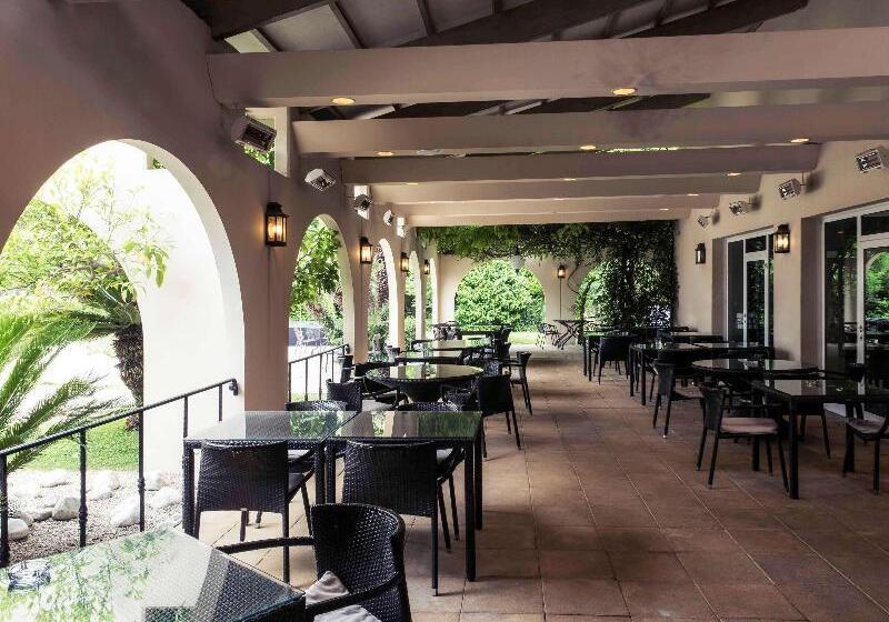 ホテル Mercure Antibes Sophia Antipolis