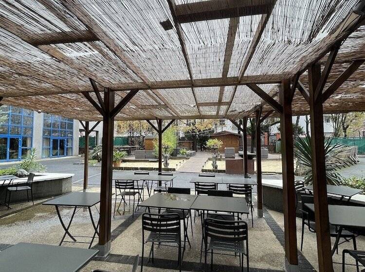 Отель Mercure Paris Porte De Pantin