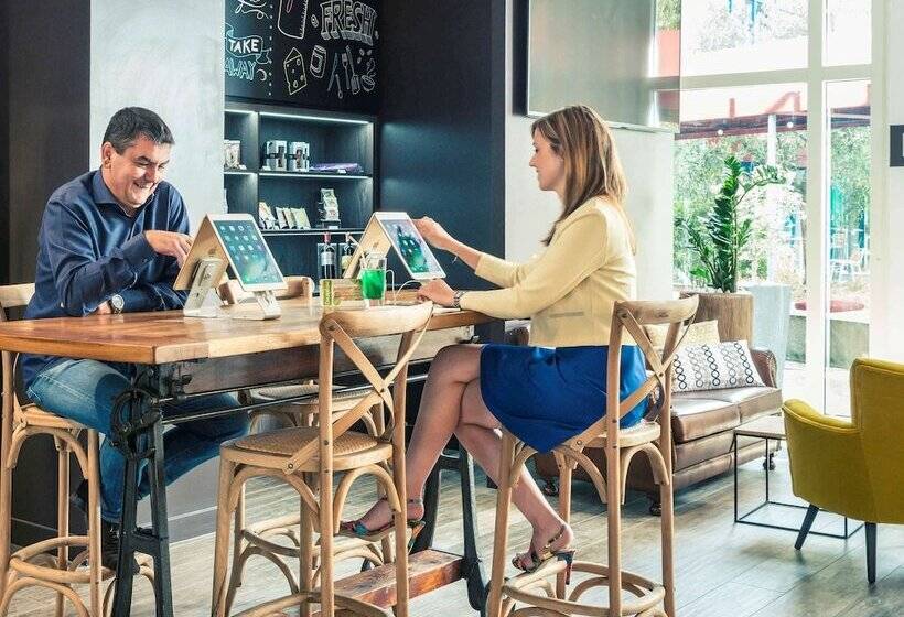 ホテル Mercure Paris Porte De Pantin