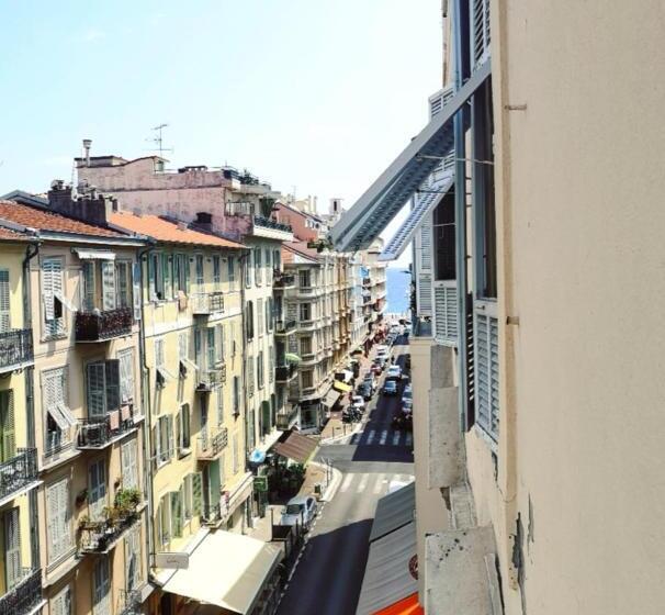 ホテル Meyerbeer Beach