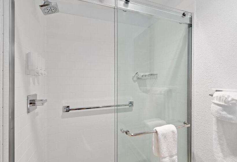 호텔 Ocean Isle Inn