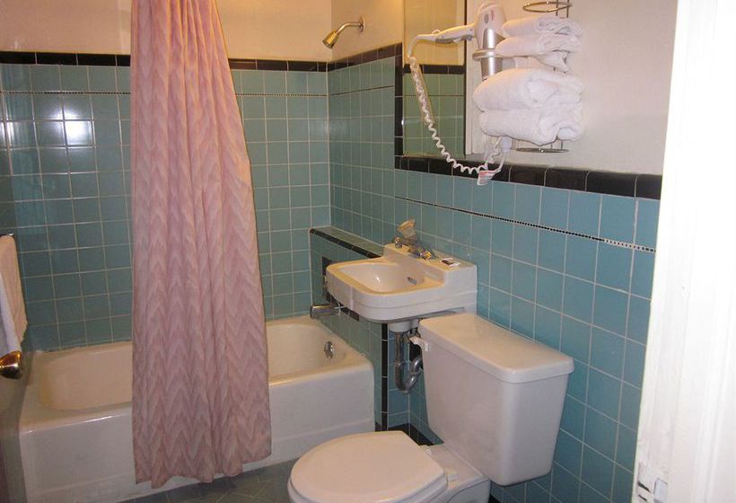 בית מלון כפרי Two Sunsets