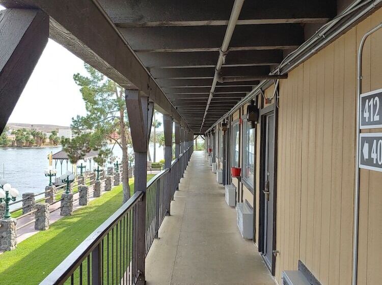 فندق The New Pioneer