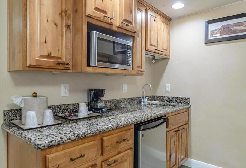 فندق Pioneer Lodge Zion National Park Springdale