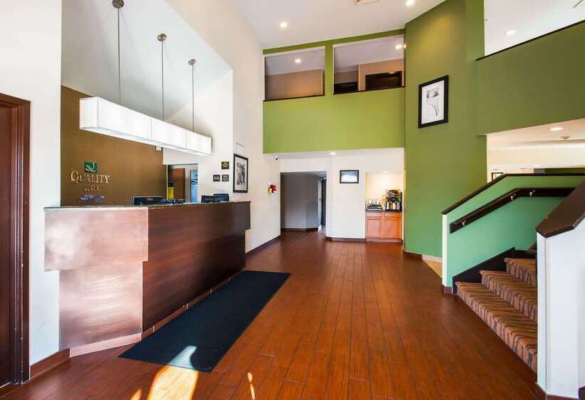 فندق Quality Inn