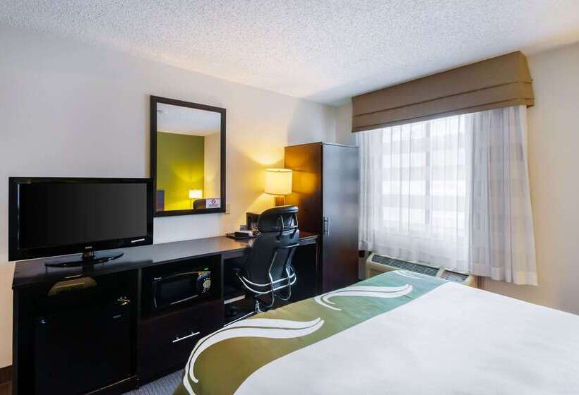 فندق Quality Inn