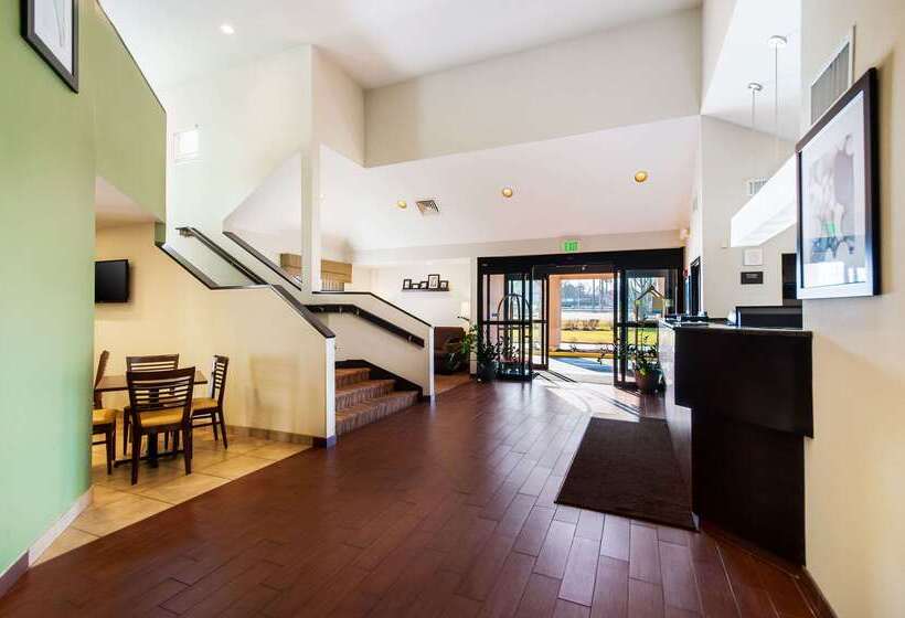 فندق Quality Inn