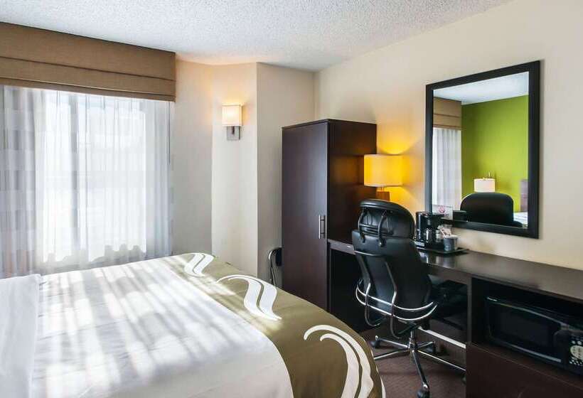 فندق Quality Inn