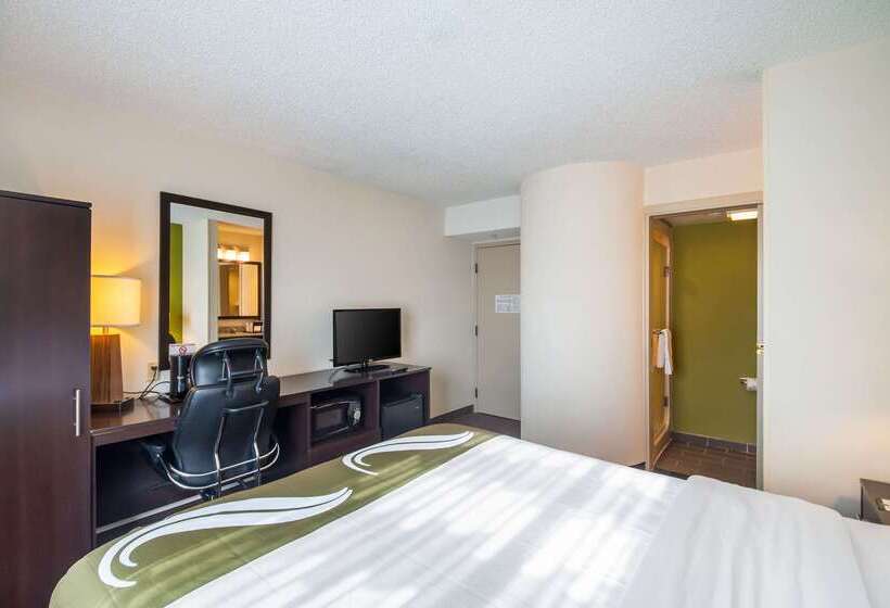 فندق Quality Inn