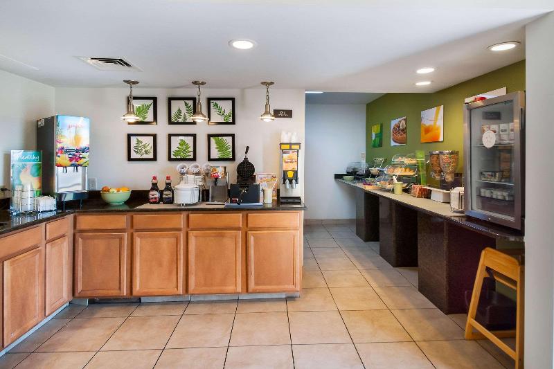 فندق Quality Inn