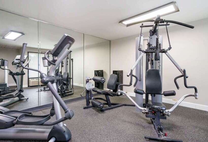 فندق Quality Inn Greenville Near University