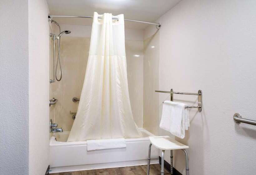 فندق Quality Inn Greenville Near University