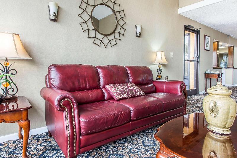 فندق Quality Inn Greenville Near University