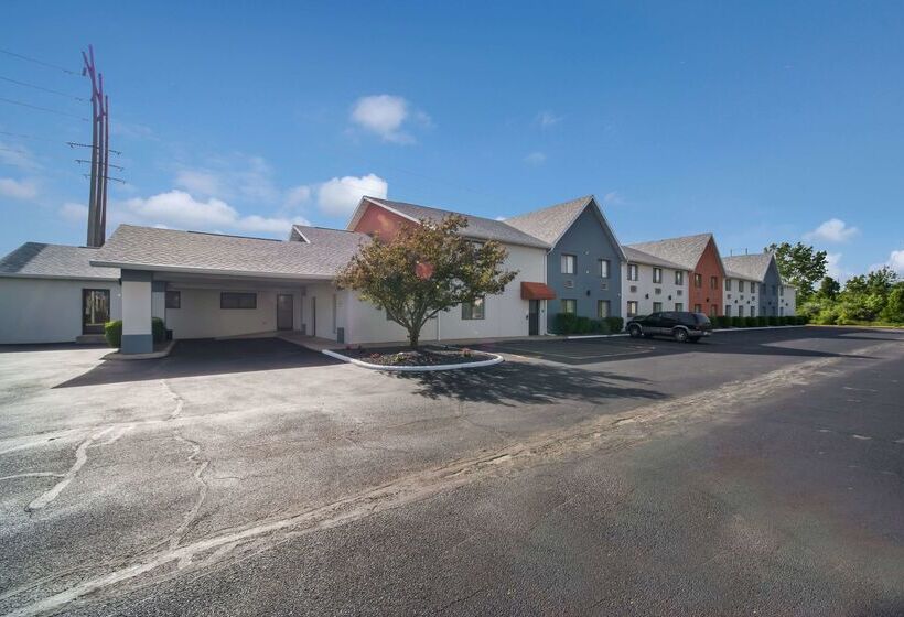 فندق Ramada By Wyndham Effingham