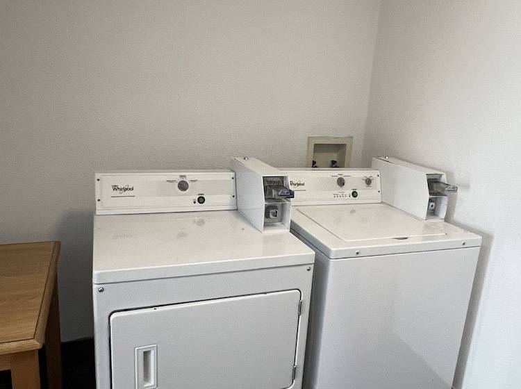 فندق Ramada By Wyndham Effingham